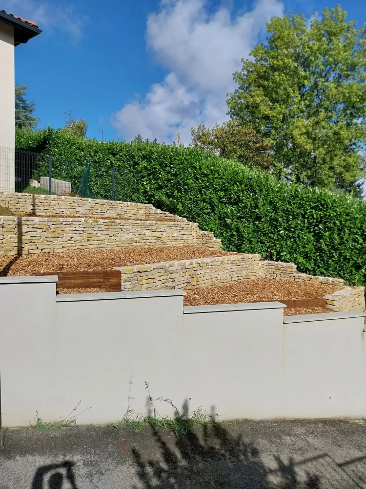 Taille de haie à Saint-Quentin-Fallavier